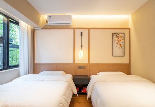 Tianqingshe (Quanzhou ancient city Guanyue temple store) Hotel Overview