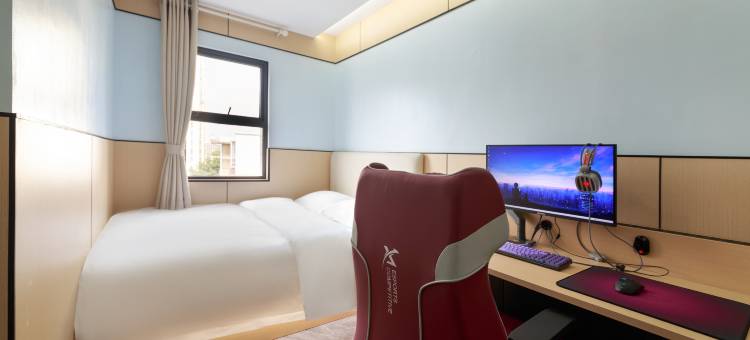 星辰小站电竞酒店(成都双流机场川大江安校区店)图片