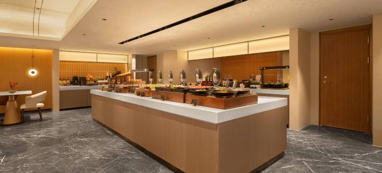 西安钟鼓楼广场亚朵酒店图片