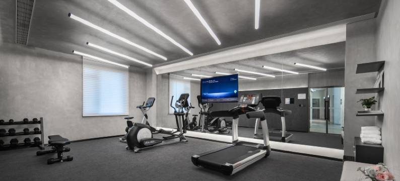 重庆南滨路工商大学轻居酒店图片