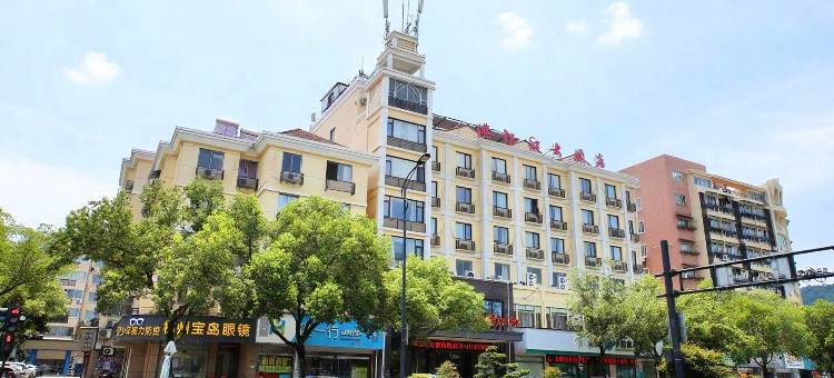 满江红酒店(江山体育馆店)图片