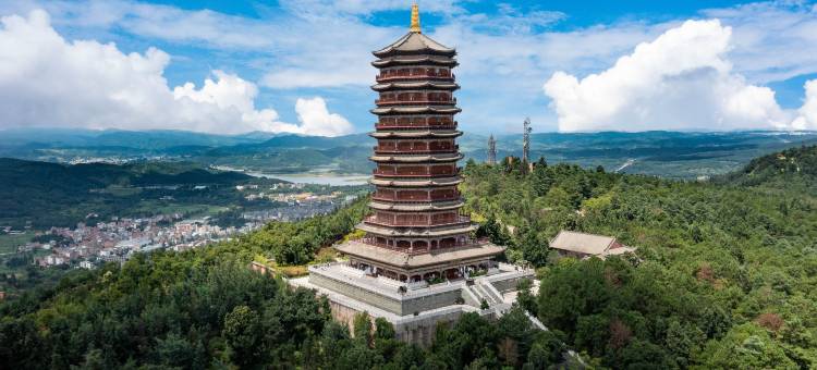 曲靖金座大酒店(珠江源大道店)图片