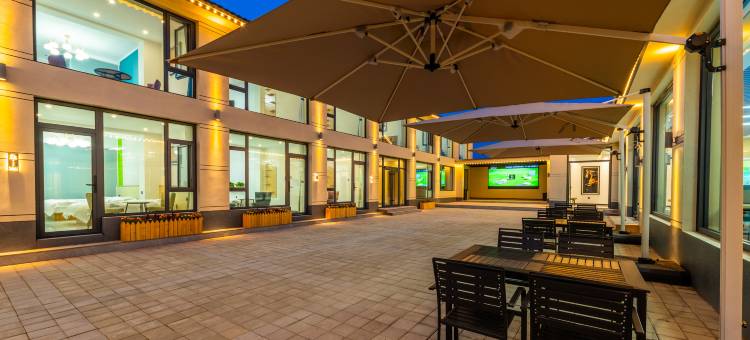 凯源|时间之外·LunaTerra隐巷美宿(丰宁坝上草原中国马镇店)图片