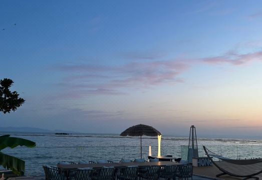 HONGSHOW · Family-Friendly · Frontline Lake View Boutique Guesthouse (Xishan, Taihu Lake Branch)Hotel Overview