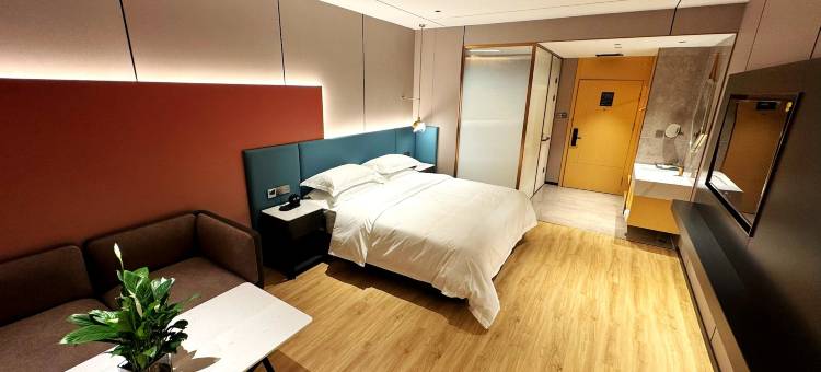 潮曼酒店(孟良崮工业园区店)图片