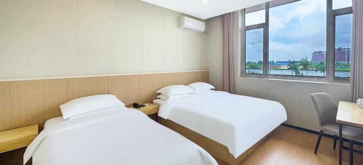 派柏云酒店(太谷孟母文化园信院驾校店)图片