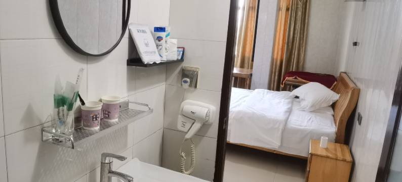 金燕商务宾馆(紫金铜业店)图片