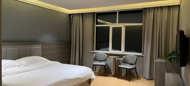 乌兰友智假日宾馆图片