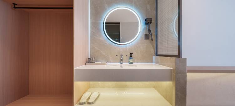 湖州绯凡酒店(织里吾悦广场店)图片