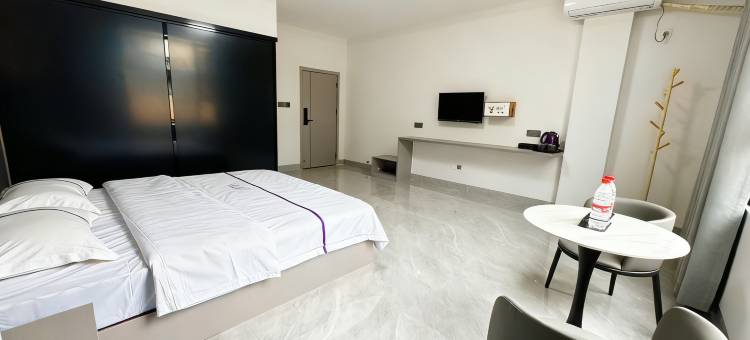 靖西天艺酒店(靖宇客运站店)图片