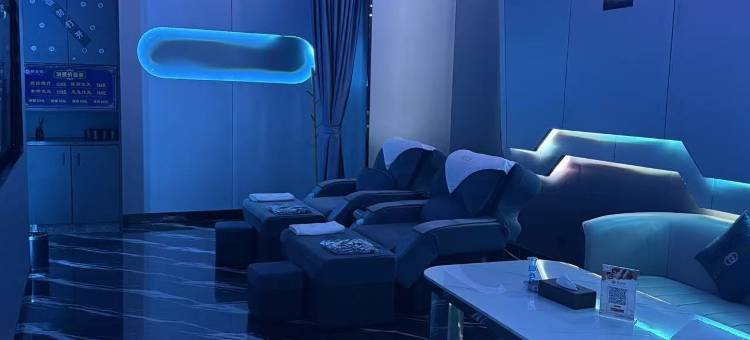 馨越雅致酒店(湛江渔港公园观海长廊店)图片