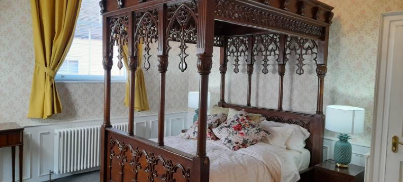 石院子房子(Stone Court House)图片