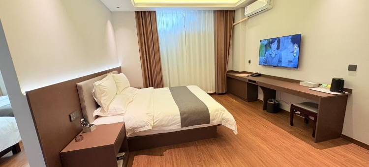 丝路轻居酒店(民勤店)图片