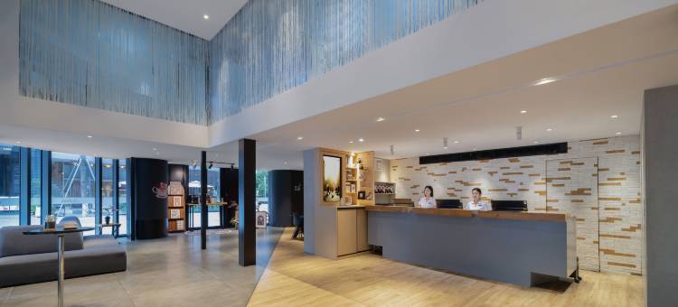 成都馨乐庭城南公寓酒店(大源国际店)图片