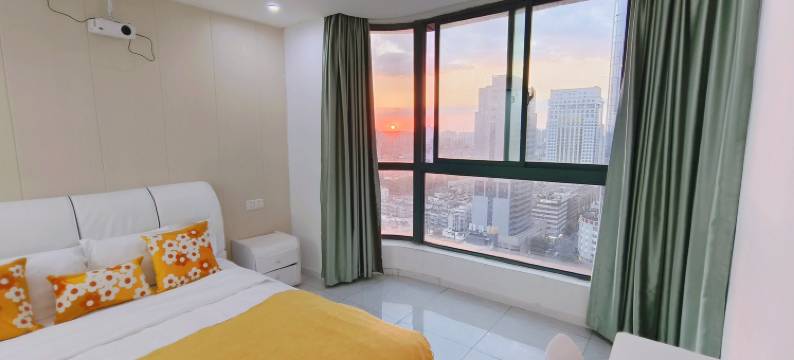 南京三年二班民宿(新街口地铁站店)图片