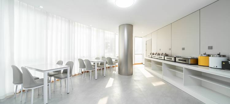 美辰云澜酒店(靖江汽车客运站店)图片