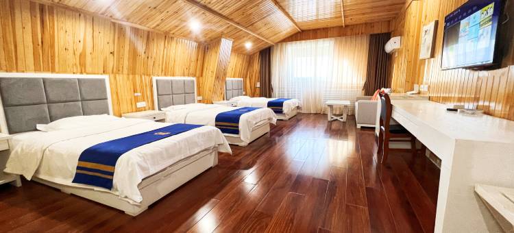 速8酒店(张家口崇礼区庆典广场酒店)图片