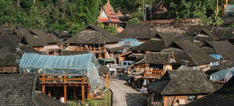 澜沧华庭大酒店(拉祜广场民族街店)图片