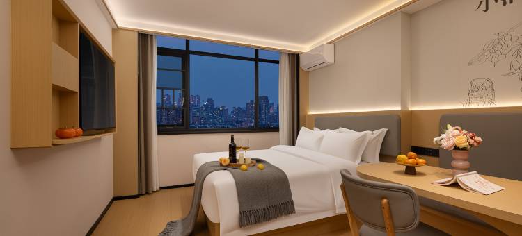 威尼斯电竞酒店(永州江华盘王旅游景区店)图片