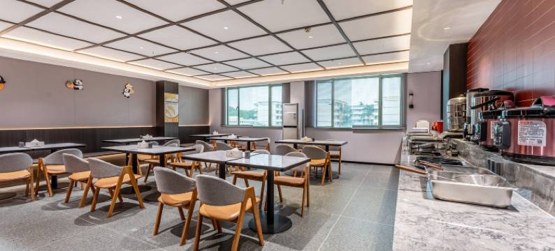 寓约电竞民宿(广州白云江高店)图片