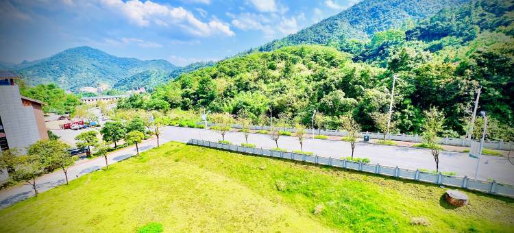 格林BLISS·一房一私汤·温泉美宿(姑婆山旅游度假区集散中心店)图片