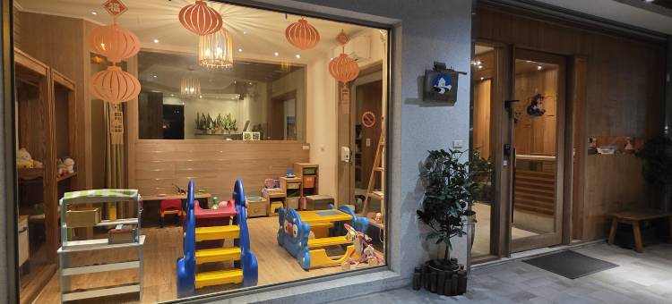 花莲车站100米民宿图片
