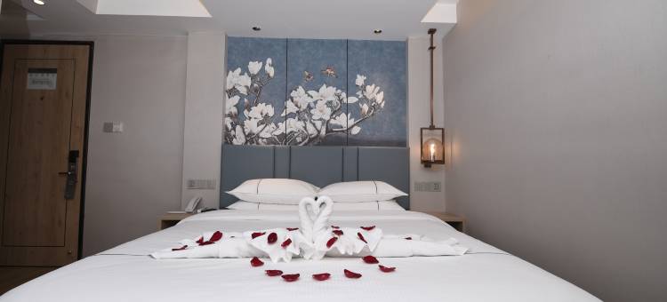 白玉兰酒店(连云港赣榆万达广场义塘路店)图片