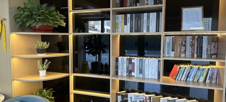 速8精选酒店(济南融创文旅城唐冶店)图片