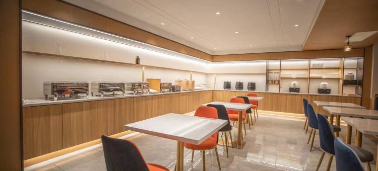 素柏·云酒店(东港市府店)图片