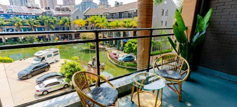 弥勒山水庄园温泉酒店图片