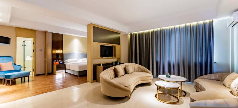 巴彦淖尔云来五洲酒店图片