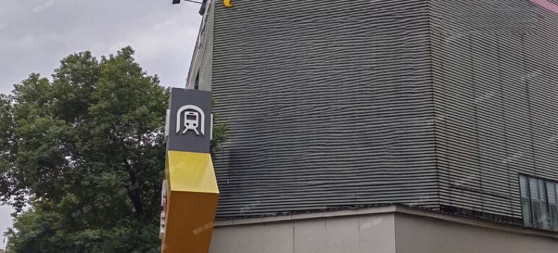 悦莱智慧酒店(岳麓山溁湾镇地铁站店)图片