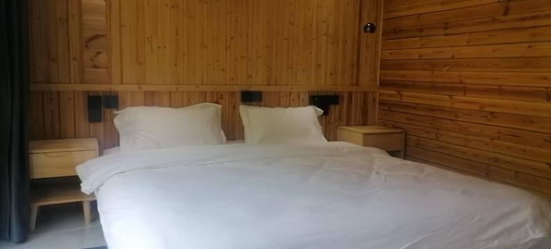 山外山度假民宿图片