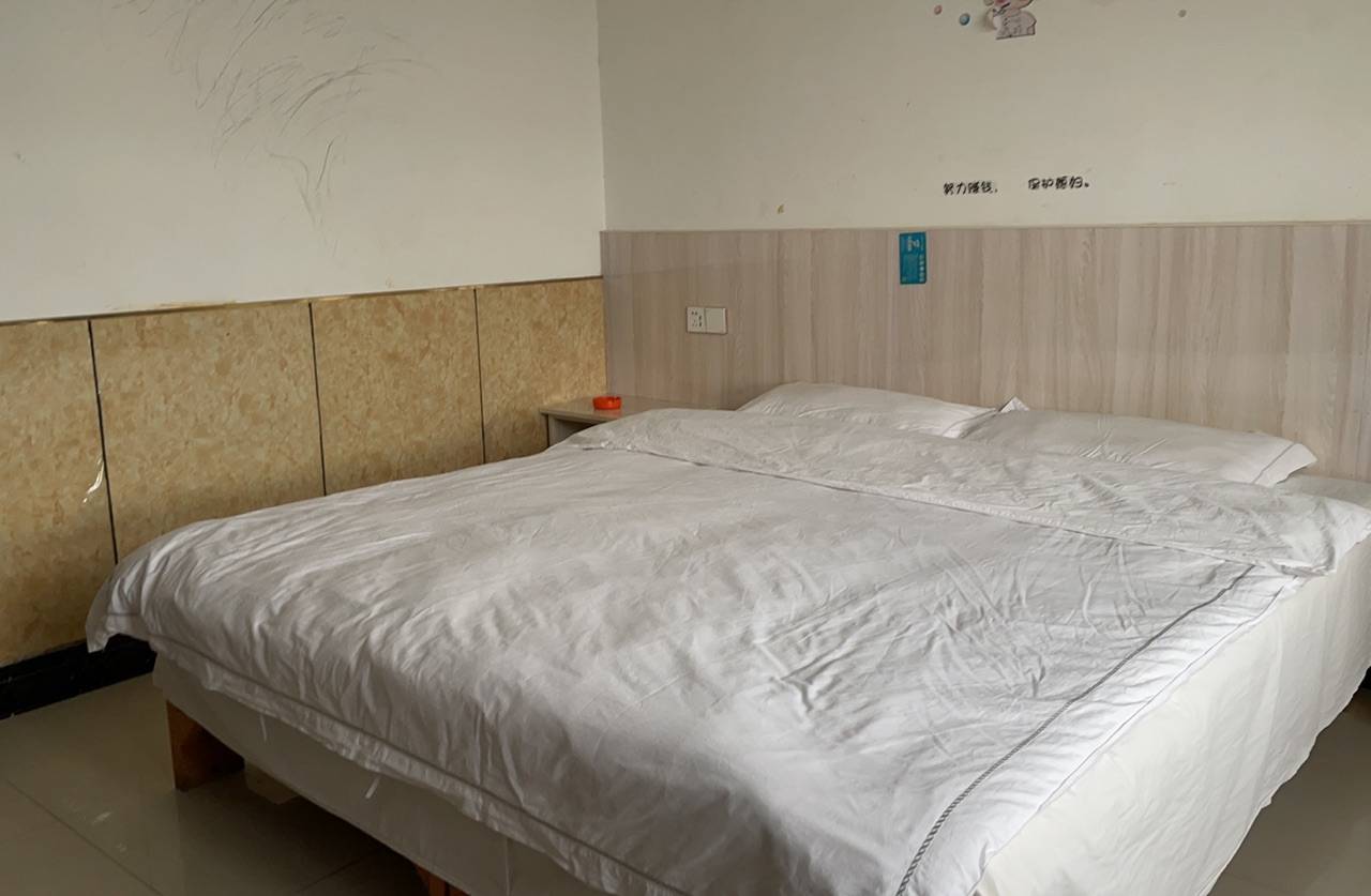 泗洪裕隆宾馆(圣马可购物广场店)