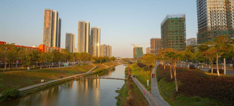 忠隆影视公寓(深圳坪山高铁站锦龙地铁站店)图片