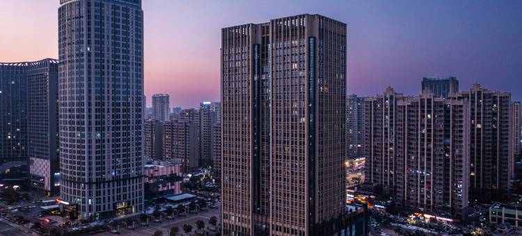 希岸·轻雅酒店(鹰潭市民广场店)图片