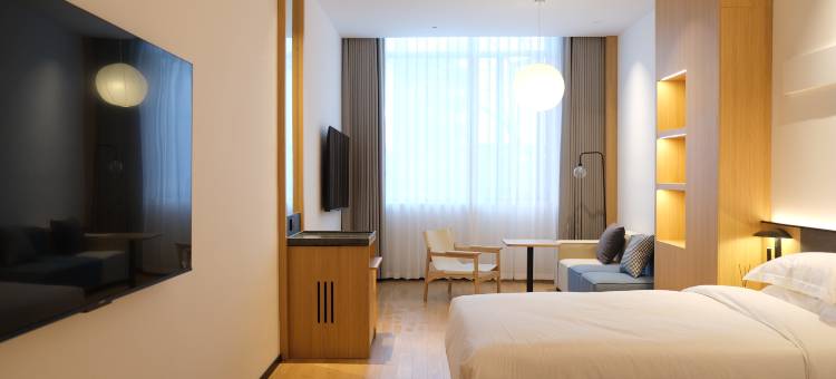 SFEEL设计师酒店(乐山大佛上中顺店)图片