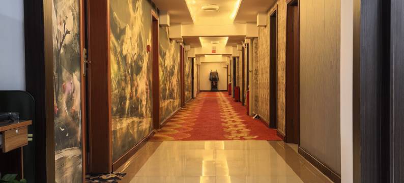 博乐致爱主题宾馆图片