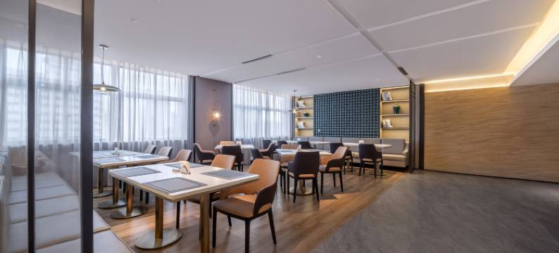 齐来轻奢酒店(上海虹桥机场吴中路店)图片