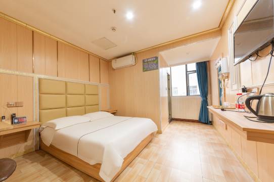 天青酒店(广州太阳城店)