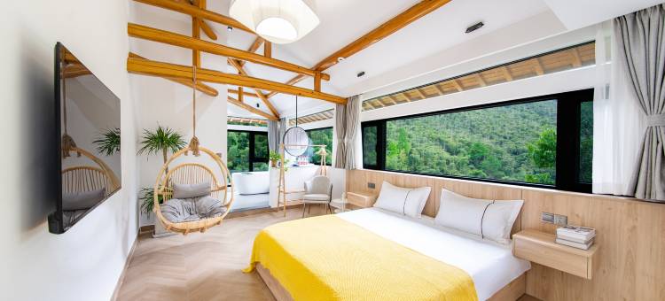 安吉青竹园·临溪·半空泳池·电梯房观景民宿图片