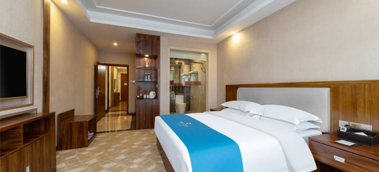 鹤龙大酒店(广州白云区人民医院江夏地铁站店)图片