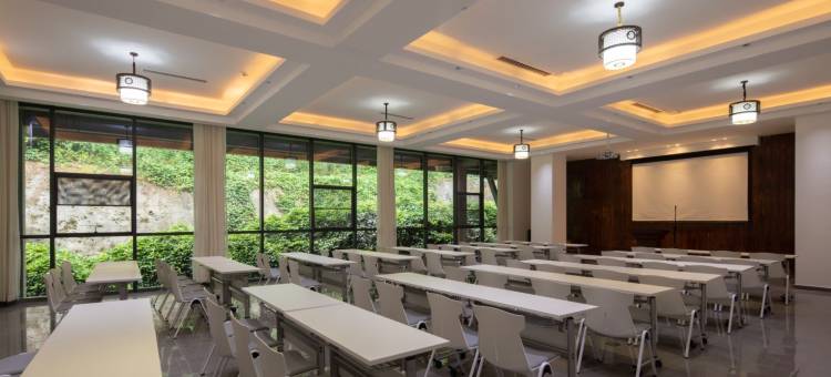 绿野仙踪森林民宿(安顺九龙山森林公园店)图片