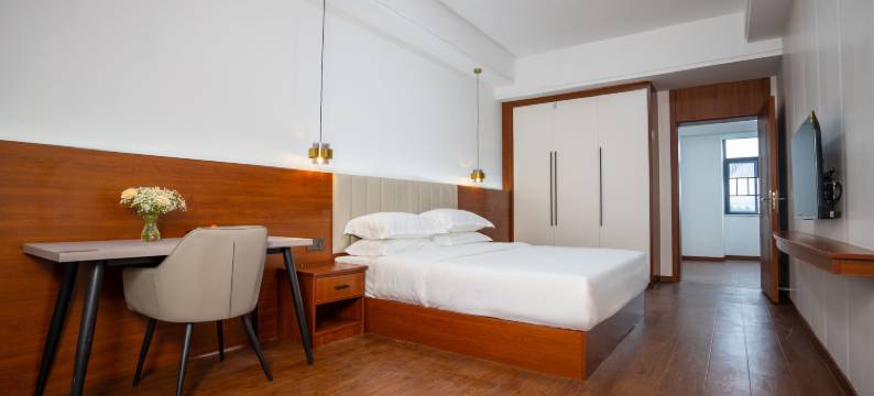 南湖·观江酒店(东风湖店)图片