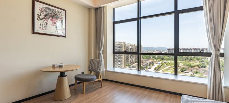 丽呈君顿酒店(万宁高铁站店)图片