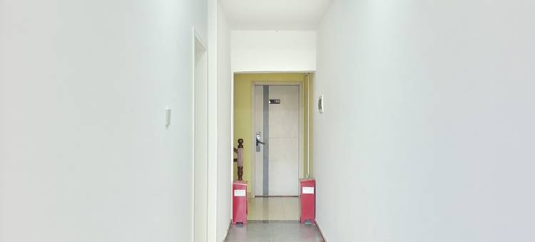 深梦电竞影视酒店(保山学院高铁站店)图片