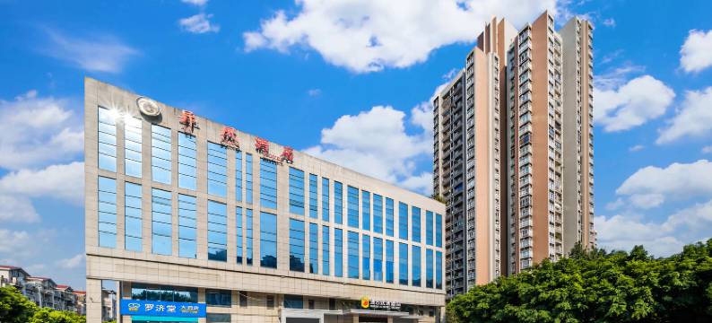 异风酒店(文理学院红河校区店)图片