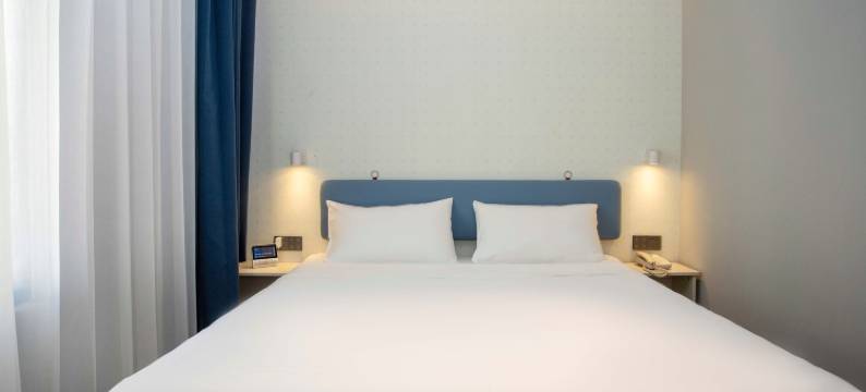 网鱼电竞酒店(上海新桥亚繁亚乐城店)图片