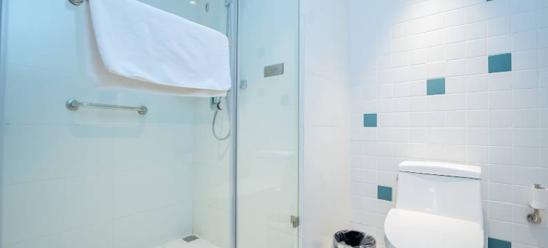 白玉兰酒店(四平火车站南一经街店)图片