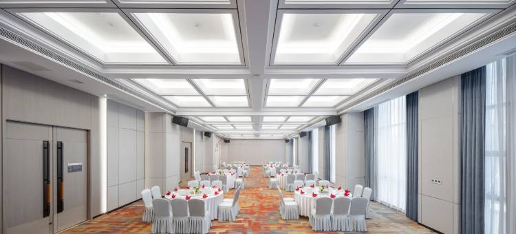 南昌美吉温德姆花园酒店(万象城摩天轮店)图片